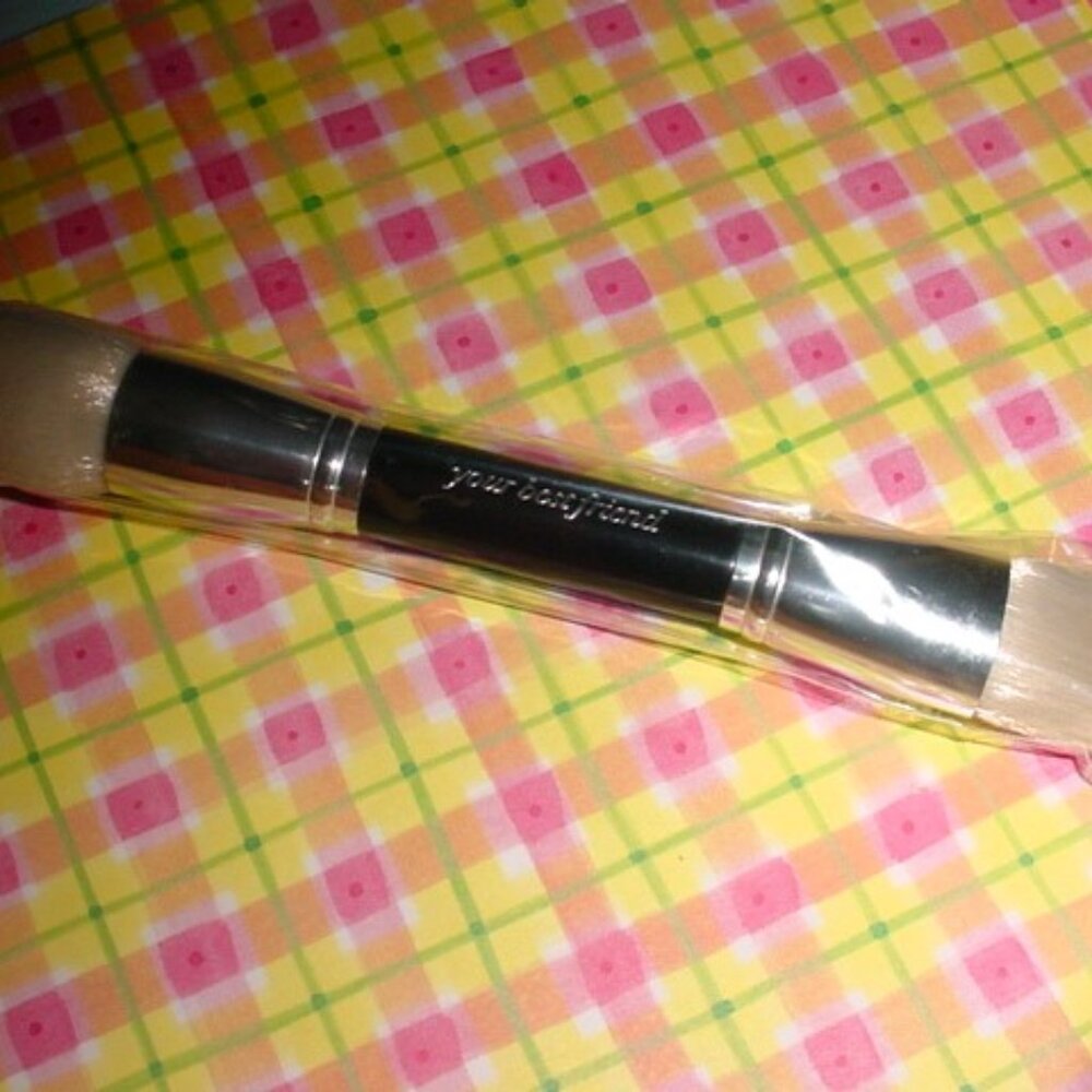 YBF NIB Powder Face Dual Ended Brush